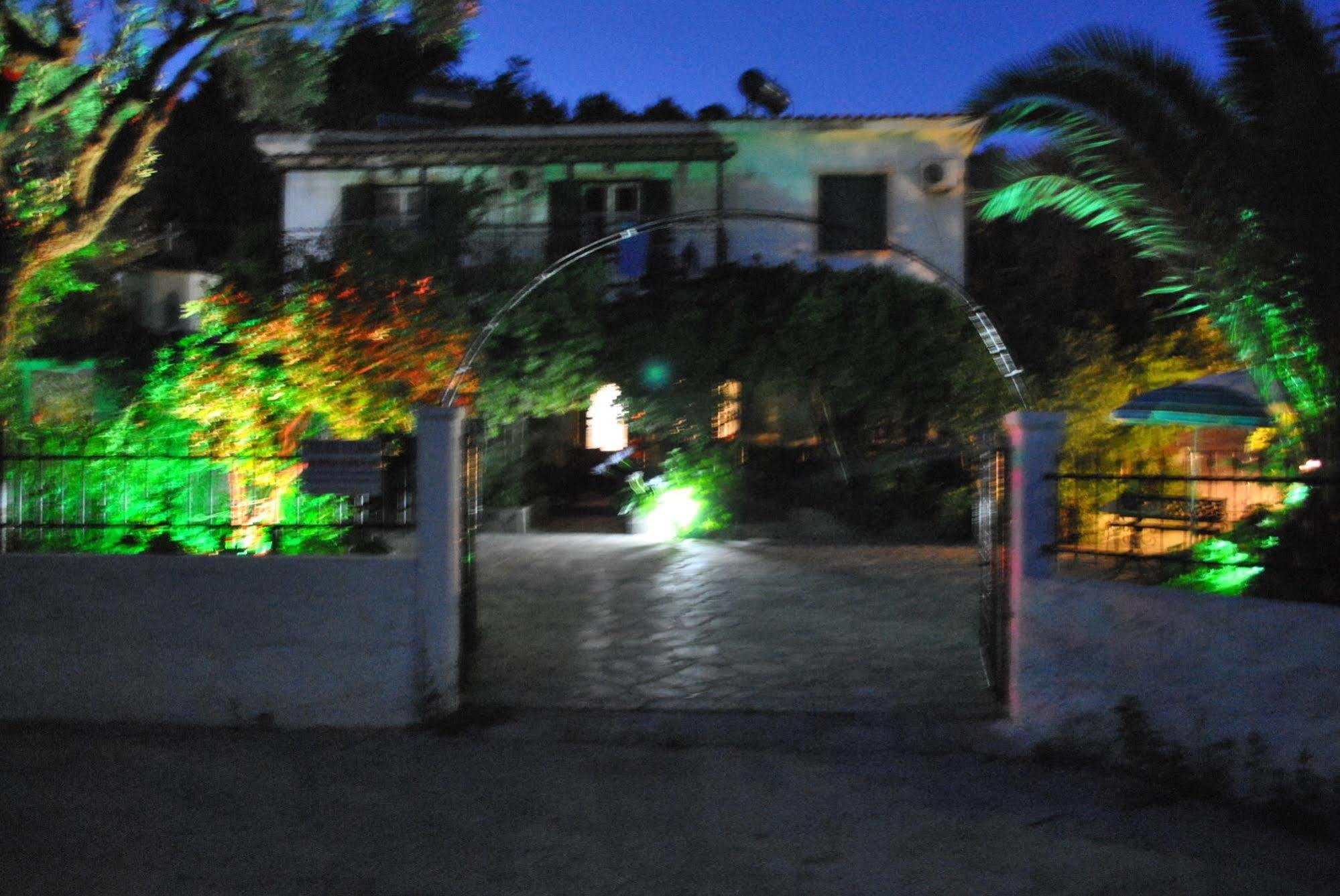 Stelios Studios Megali Ammos  Buitenkant foto